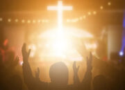 25 Ucapan Kenaikan Yesus Kristus 2025, Penuh Makna!