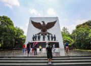Mereka yang Bersuara soal Polemik Penulisan Ulang Sejarah, Puan Ingatkan Prinsip Jas Merah