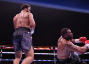 Moses Itauma 3 Kali Robohkan Mike, Menang KO, Perpanjang Rekor 12-0