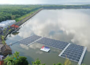 PLN IP Operasikan PLTS Terapung 100 kWp di Waduk Muara Nusa Dua Bali