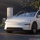 Robotaxi pertama Tesla terlihat mengemudi sendiri jelang peluncuran